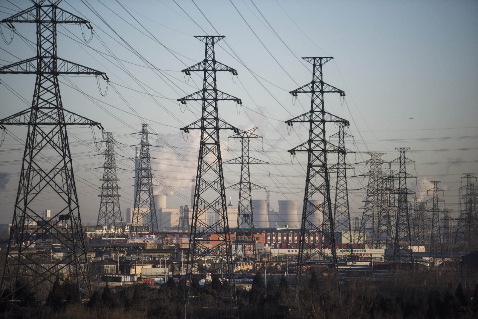 Ministry to pay 30pc of circular debt to IPPs | Facts update