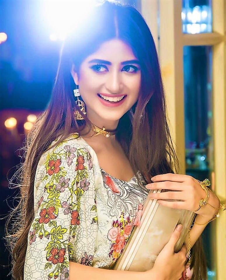 10 Times Sajal Ali Slayed In Pakistani Wear
