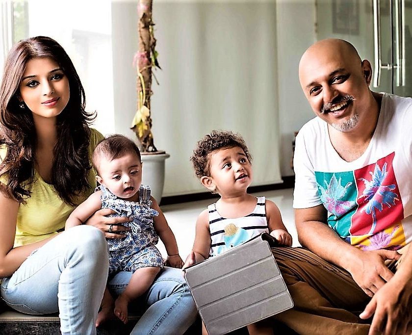 Ali Azmat with his family