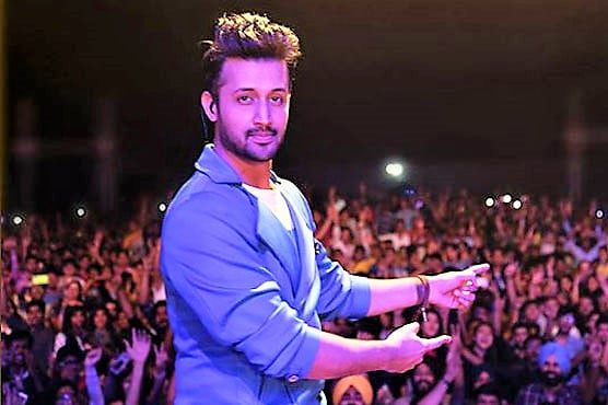 Atif Aslam left concert after security smashed soundman head