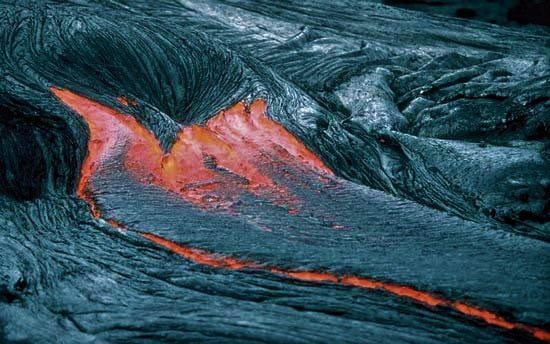 Classify volcanic eruptions based on the physical and chemical properties of the magma
