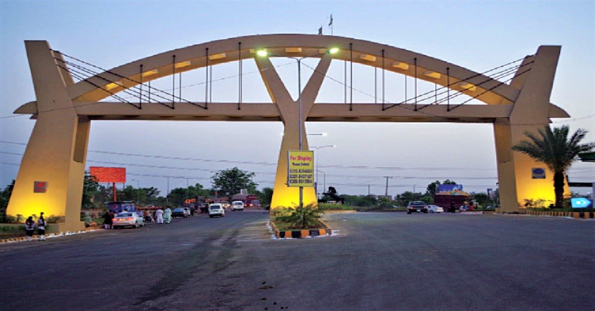 Gujrat Bypass located Near Chenab Tool Plaza