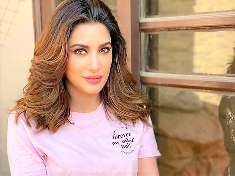 Mehwish Hayat believes eyes never lie