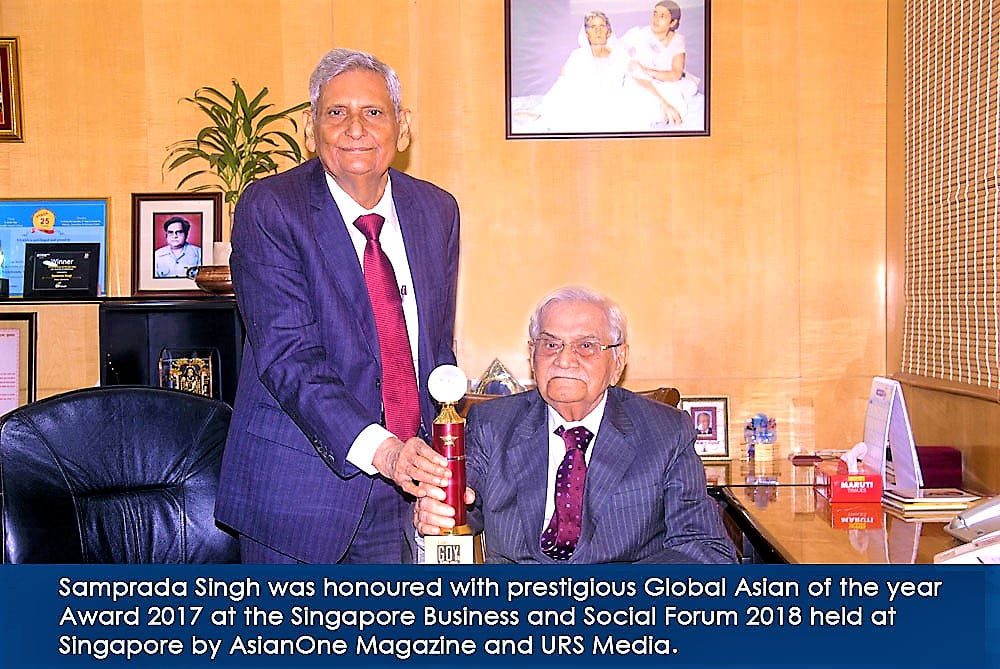 samparada singh was honored with prestigious golbal Asian of the year award 2017 at singapore business and social reform 2018