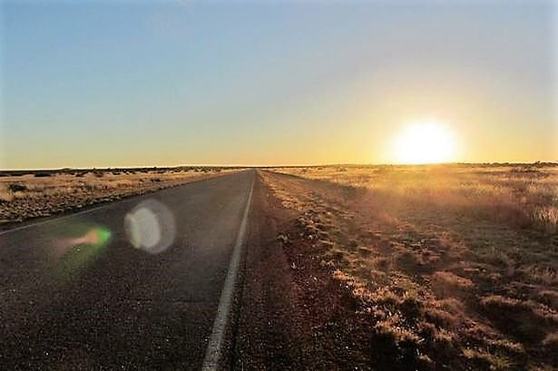 World's Largest Highway located in Australia more than 9000 Miles